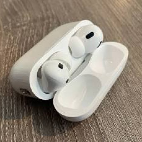 Air Pod Pro Gen2 - Like New!! - Picture 2 of 5